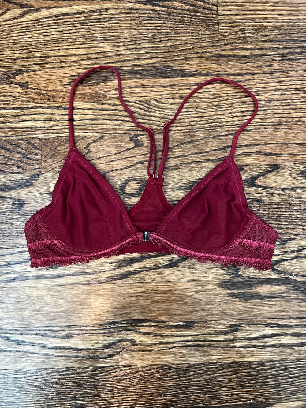 Women’s Lace-Trim Bralette in Burgundy